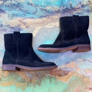 Clarks Cabaret Somerset Rock Booties